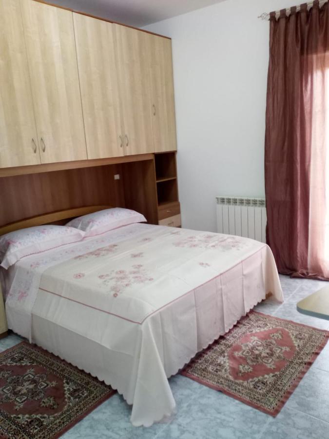 Rosy House Bed and Breakfast Scalea Exteriör bild