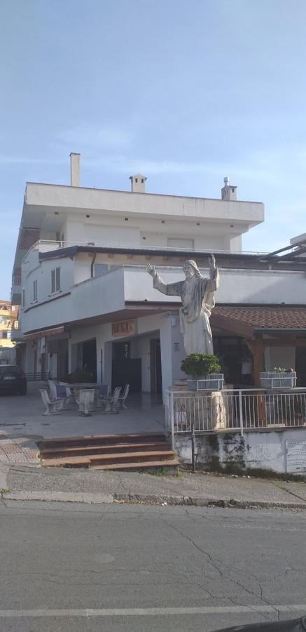Rosy House Bed and Breakfast Scalea Exteriör bild