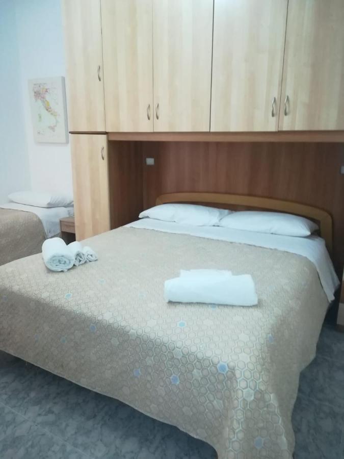 Rosy House Bed and Breakfast Scalea Exteriör bild