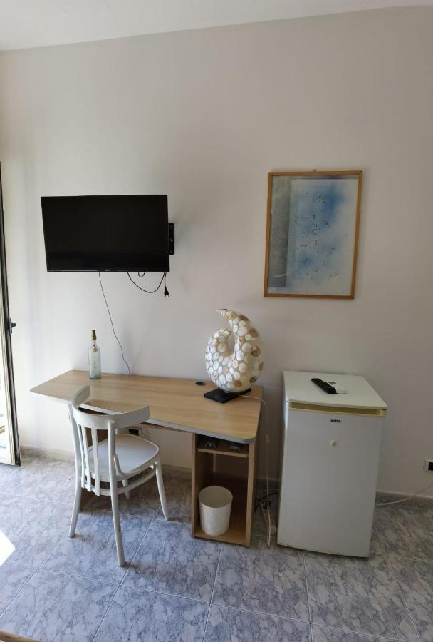 Rosy House Bed and Breakfast Scalea Exteriör bild