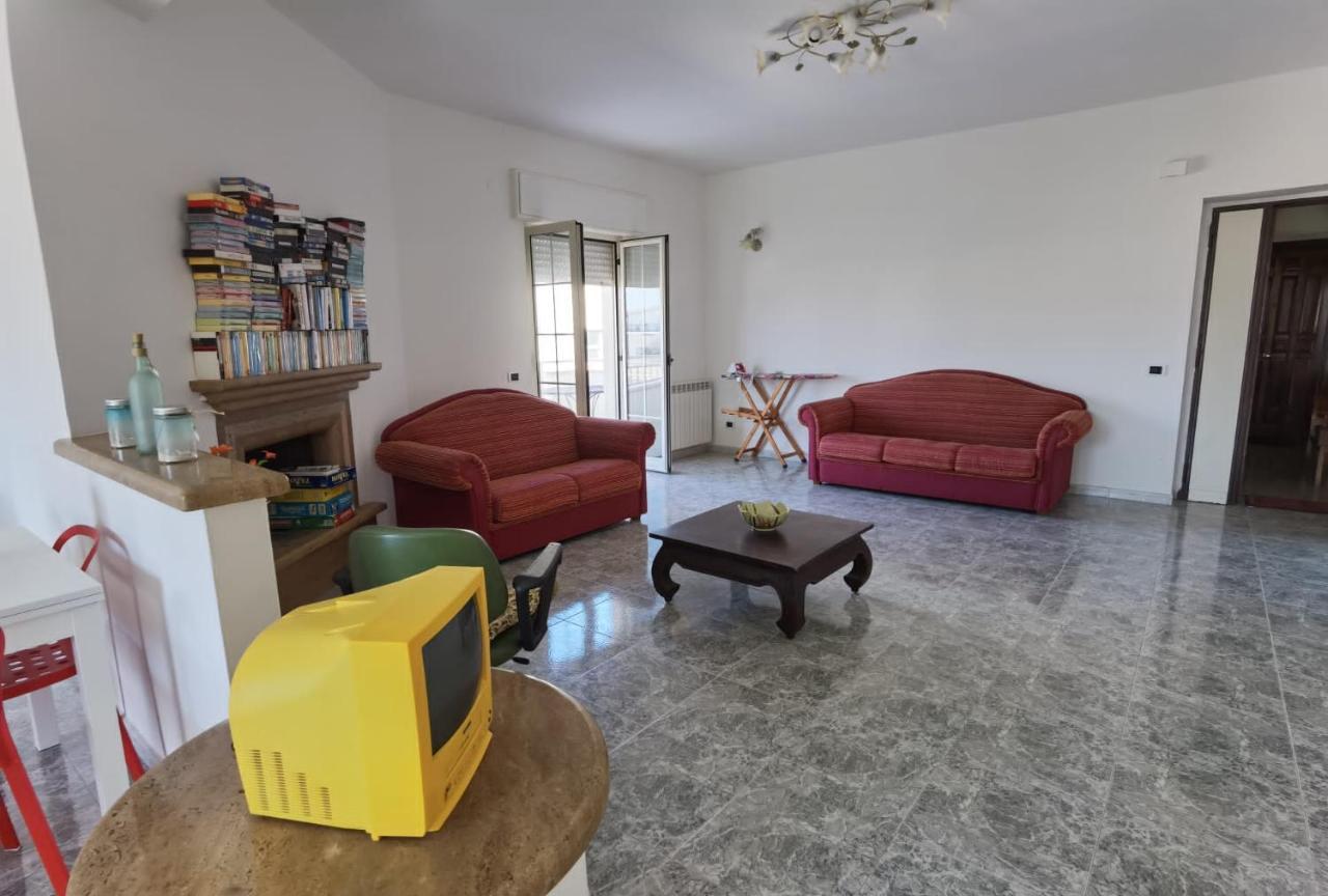Rosy House Bed and Breakfast Scalea Exteriör bild