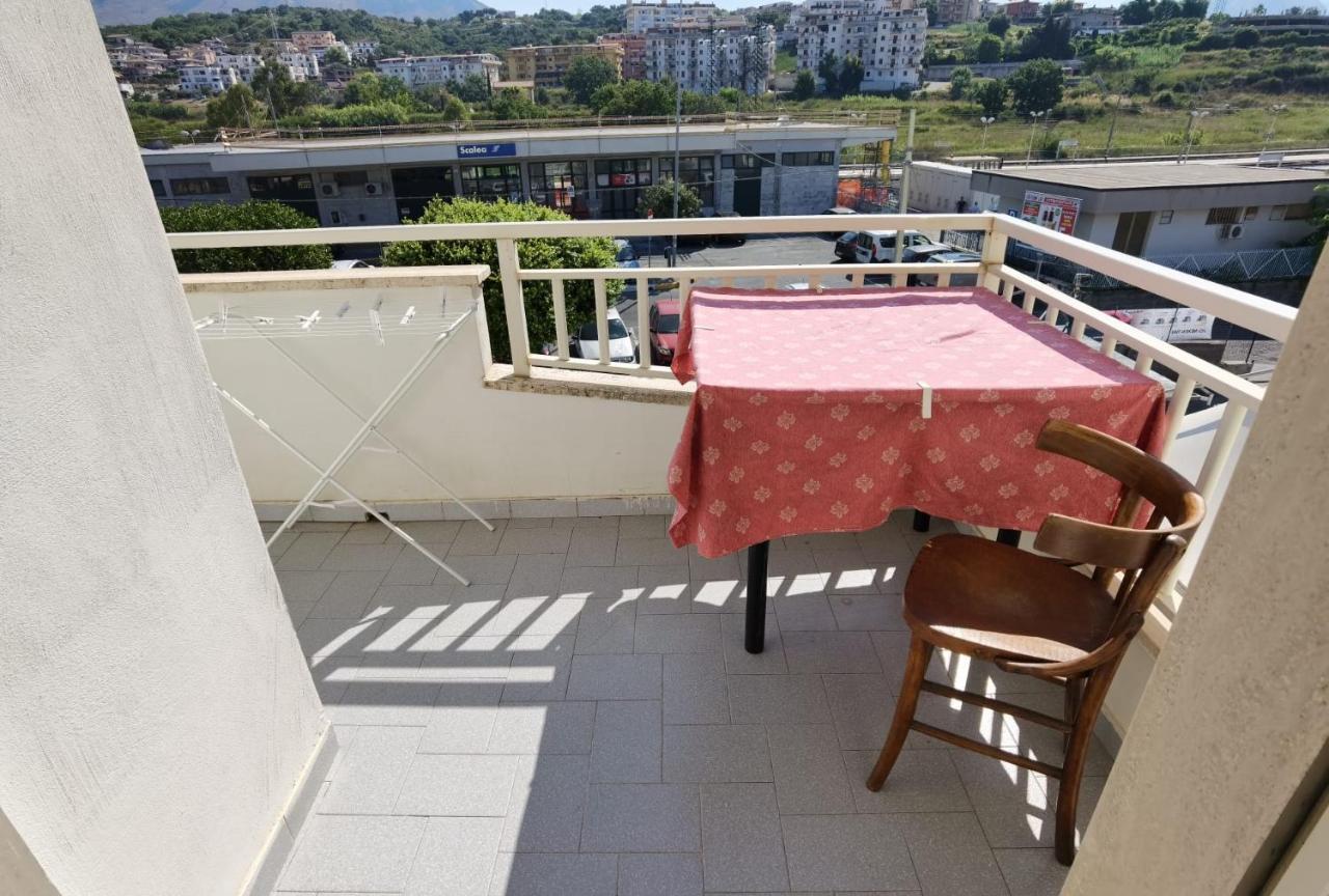 Rosy House Bed and Breakfast Scalea Exteriör bild